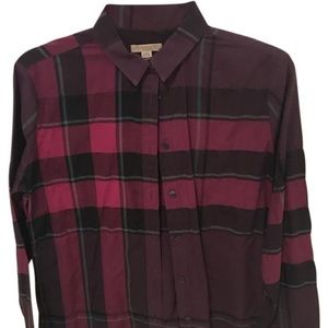 Burberry plaid top
